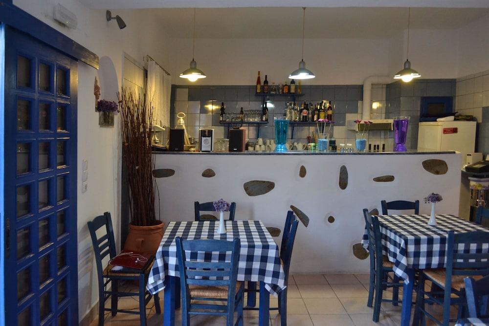 פארוס Dilion Hotel מראה חיצוני תמונה