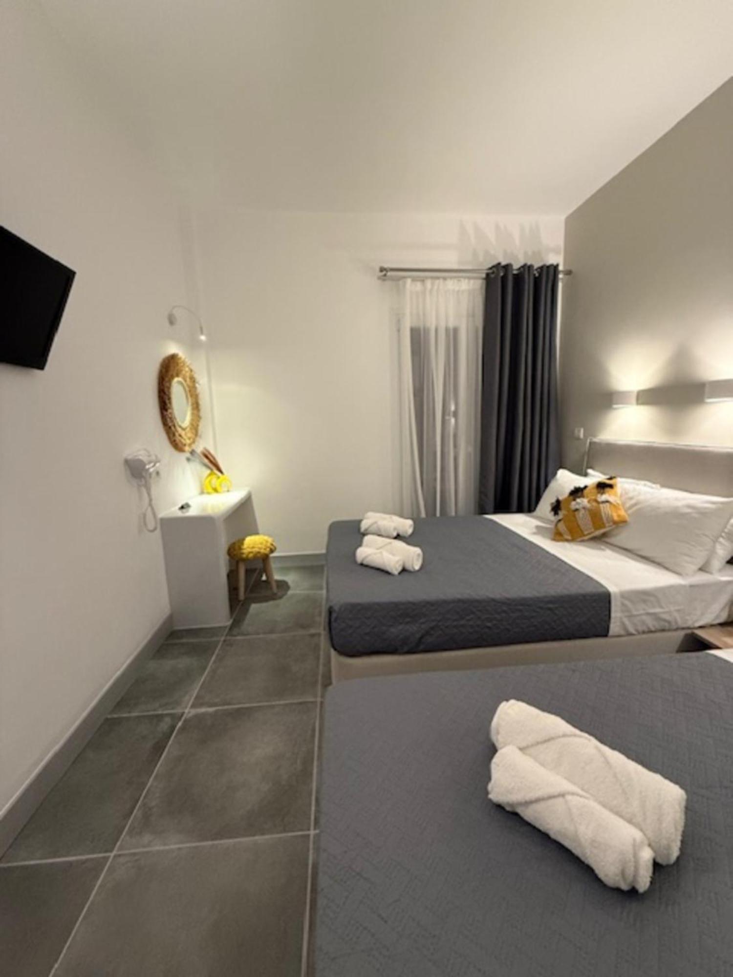פארוס Dilion Hotel מראה חיצוני תמונה